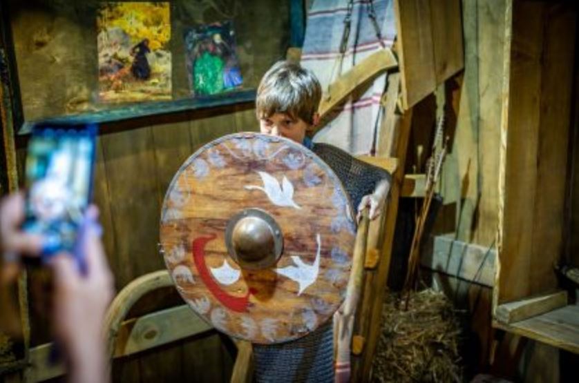 Полный контакт - Литквартал