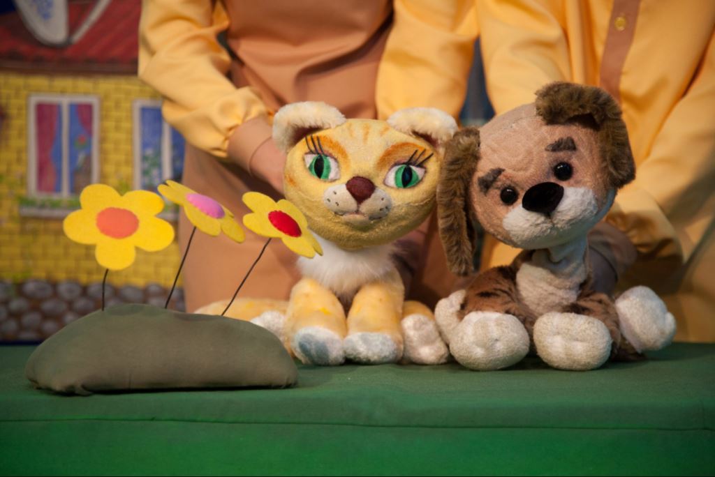 Котёнок Гав в Живом театре