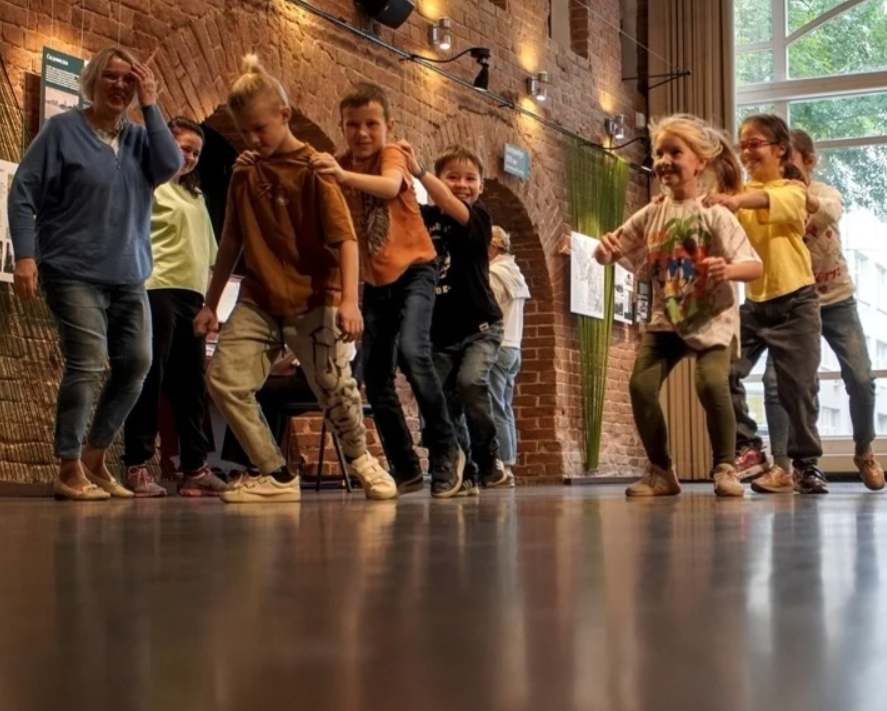 Игры нашего двора - МИЕ