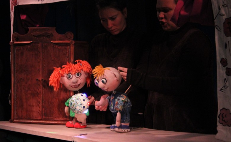 Невероятные приключения Таси и Вени в театре балета “Щелкунчик”