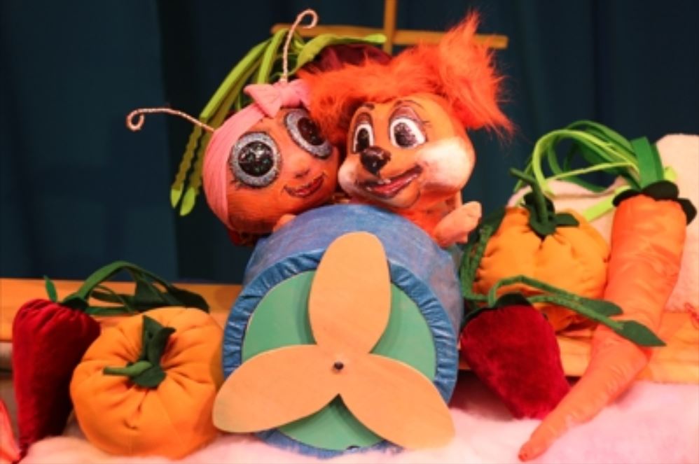 Выше облаков - Открытая сцена