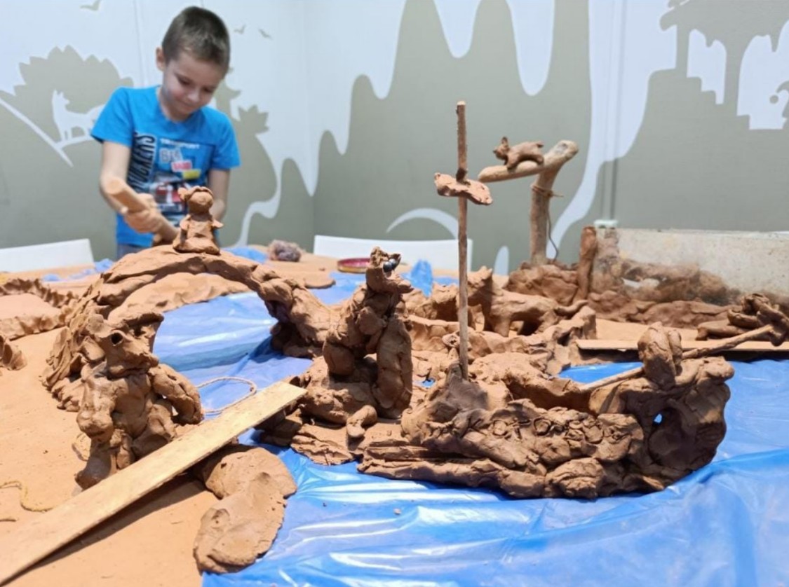 Игра в глину - Артмезонин