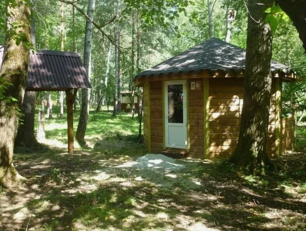 фото беседки в Парке Победы Екатеринбург