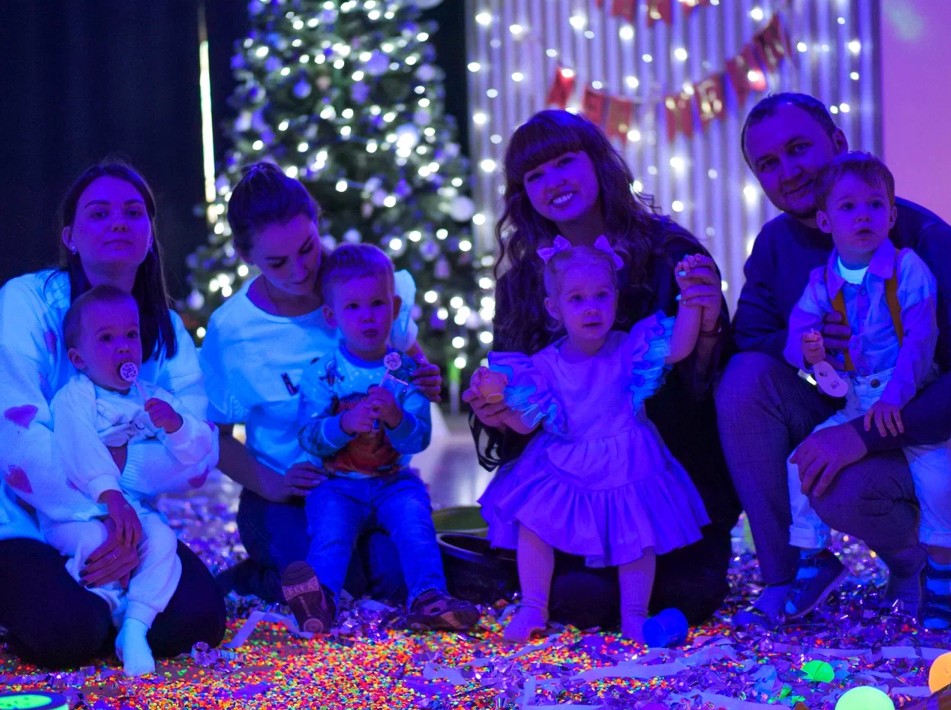 Неоновые зернышки - Kids Point НГ 2026