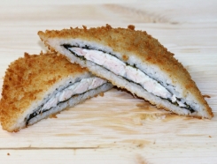  Суши сэндвич с копчёной курицей