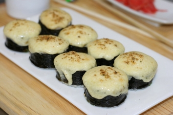 Ролл "Запечённый краб"