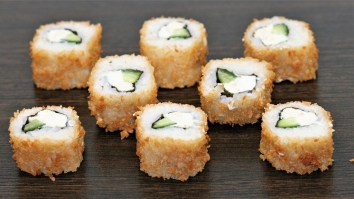 Горячий ролл "Тори темпура" (курица)