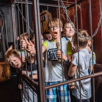 Приключения в клетке