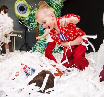 Бумажная дискотека в Екатеринбурге