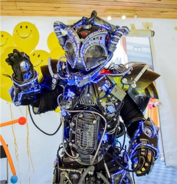 Аниматор Робот "Гайвер" в Екатеринбурге