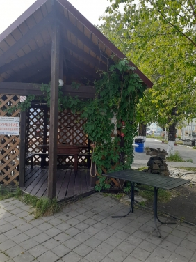 Аренда беседок в Яхт-клубе с видом на Верх-Исетский пруд